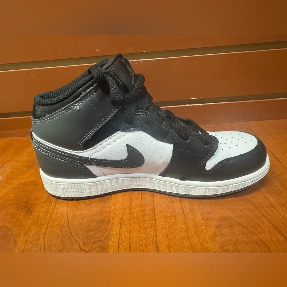 Nike Black and Gray High-Top Sneakers